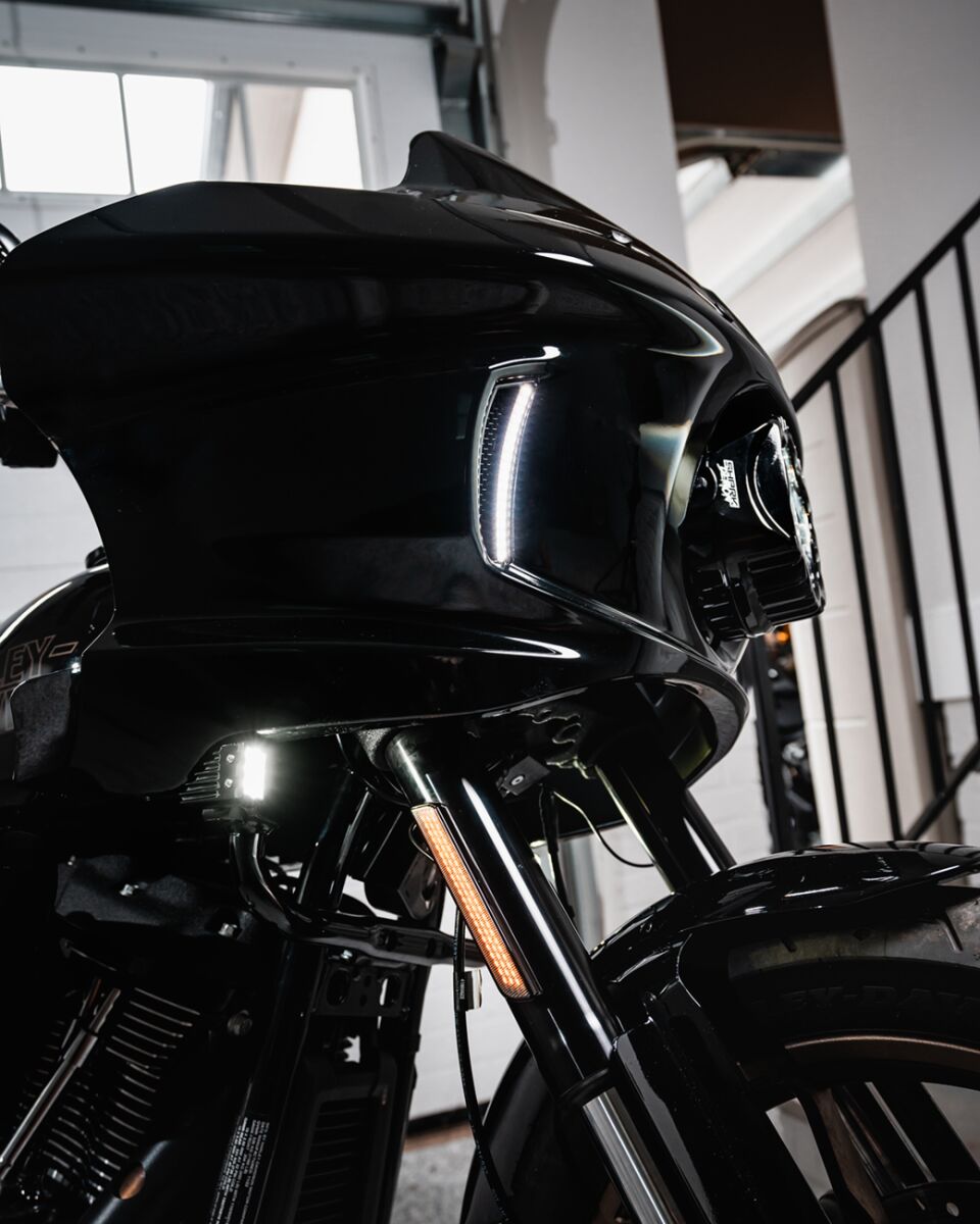 CUSTOM DYNAMICS ECE LOW RIDER ST PERF. LED FR. TURN SIGNALS G-BLK CD-LRST-ECE-FTS-B