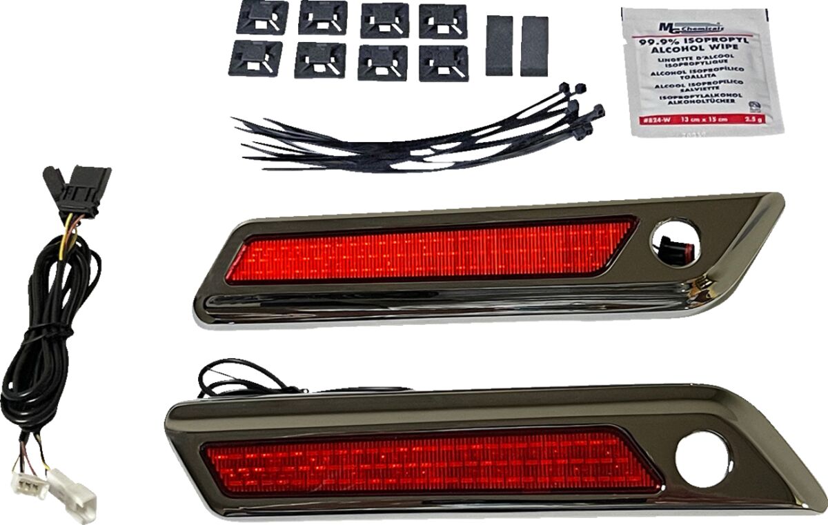 CUSTOM DYNAMICS LIGHT SBAG HNGE RED/CHR CD-SBL-BCM-RC