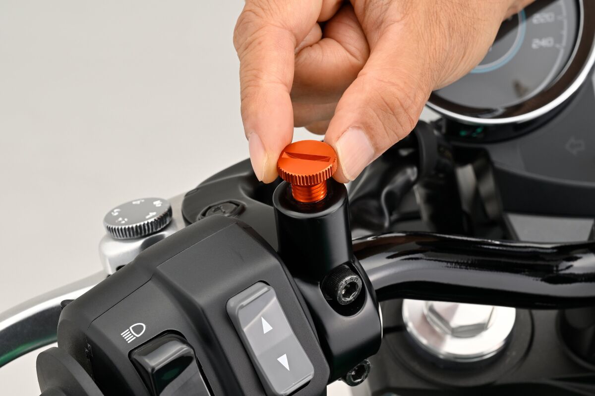 DAYTONA MIRROR PLUG BOLT ORANGE RIGHT 80942
