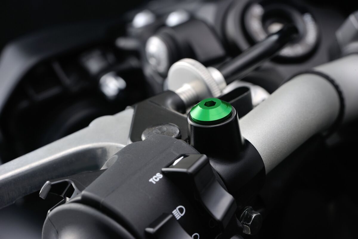 DAYTONA MIRROR PLUG BOLT GREEN RIGHT 99800
