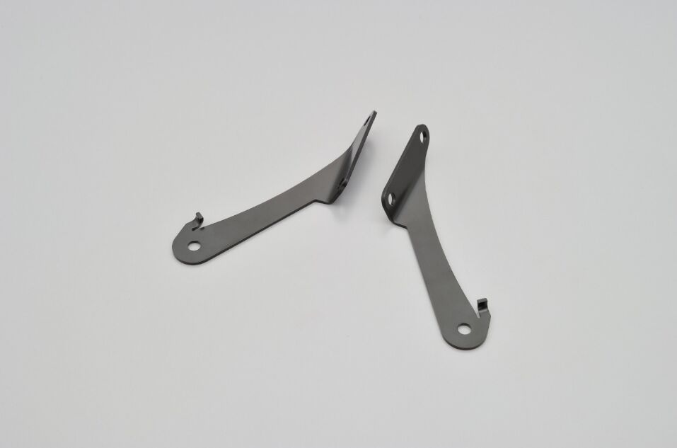 DAYTONA METER VISOR & BRACKET SET YMH 81721