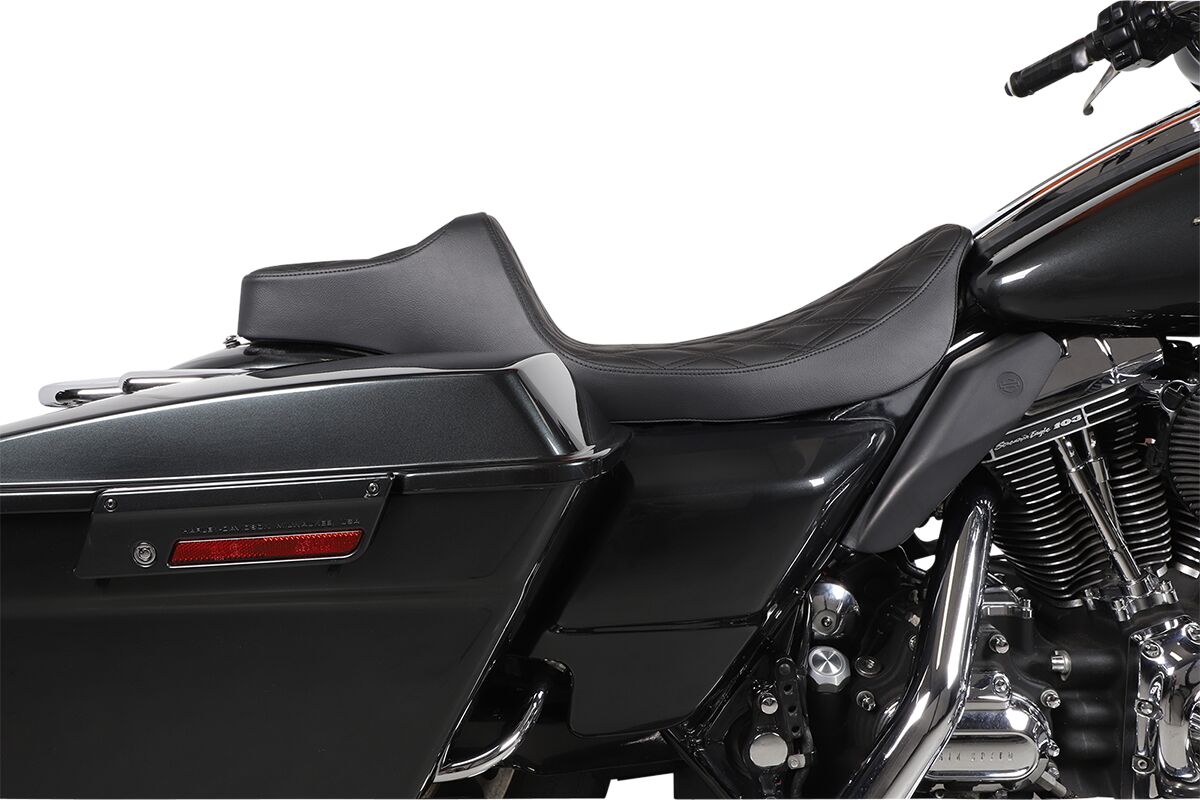 DRAG SPECIALTIES SEATS SEAT PREDATOR III EXTENDED REA 08011369