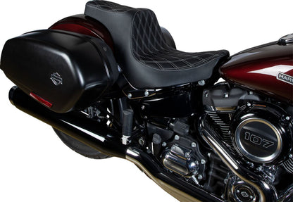 DRAG SPECIALTIES SEATS Predator III Seat - Double Diamond - Black w/ Silver Stitching - Softail 18+ 0802-1493