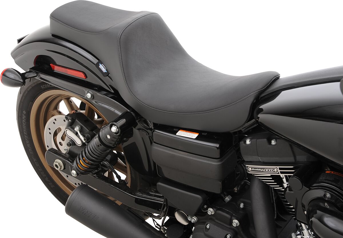 DRAG SPECIALTIES SEATS SEAT PREDATOR III SMOOTH BLACK 0803-0601