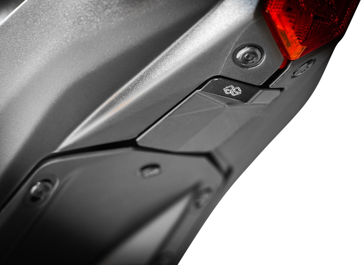 GILLES TOOLING RACE COVER KIT BLACK YAMAHA RCK-14-B