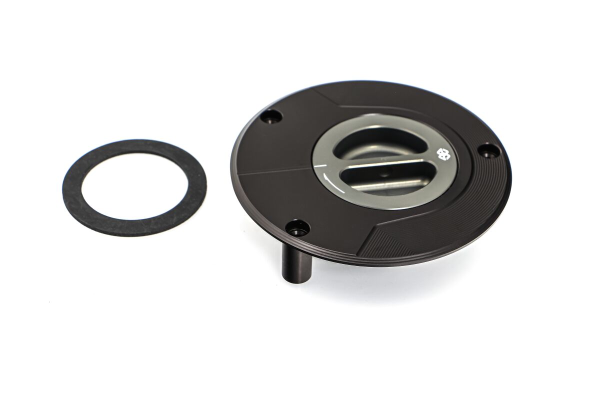 GILLES TOOLING FUEL CAP 750 HORNET BK FCAP-02-B