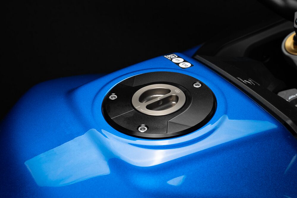 GILLES TOOLING FUEL CAP V-STROM BK FCAP-08-B