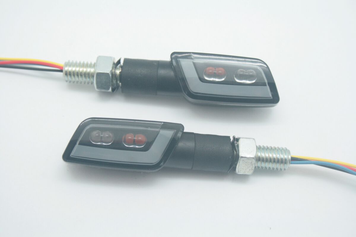 PARTS EUROPE TURNSIG W/POSITION LIGHT 01320621