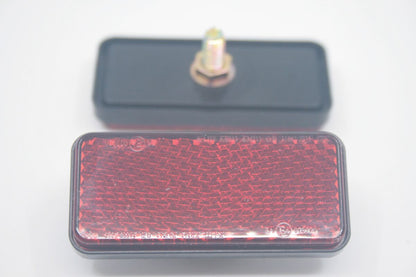 PARTS EUROPE REFLECTOR W/SCREW E-MARKED RD 01300663