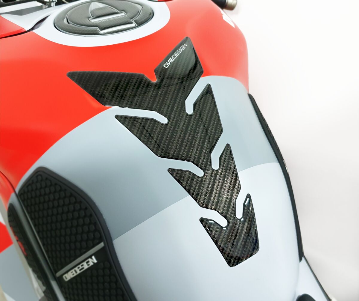 OneDesign TANKPAD CARBON LOOK PAD1P