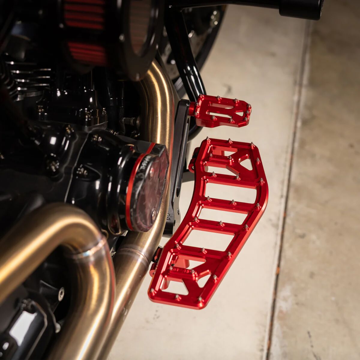 THRASHIN SUPPLY CO PEDAL BRAKE AGGRESSOR TOURING RED TSC-2221-2