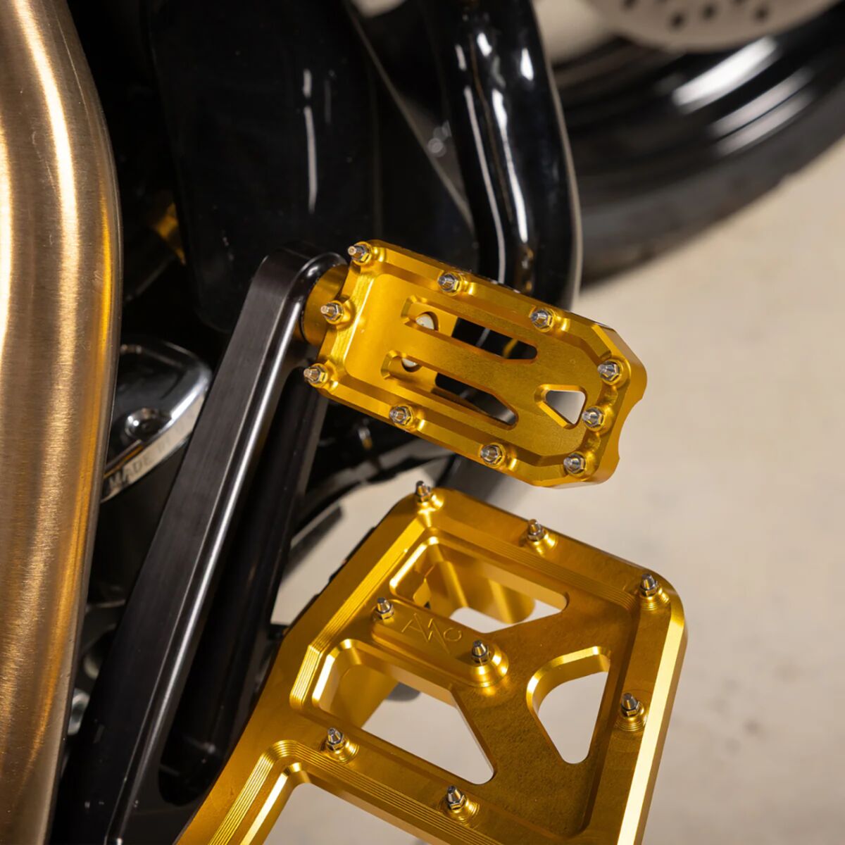 THRASHIN SUPPLY CO PEDAL BRAKE AGGRESSOR TOURING GOLD TSC-2221-5