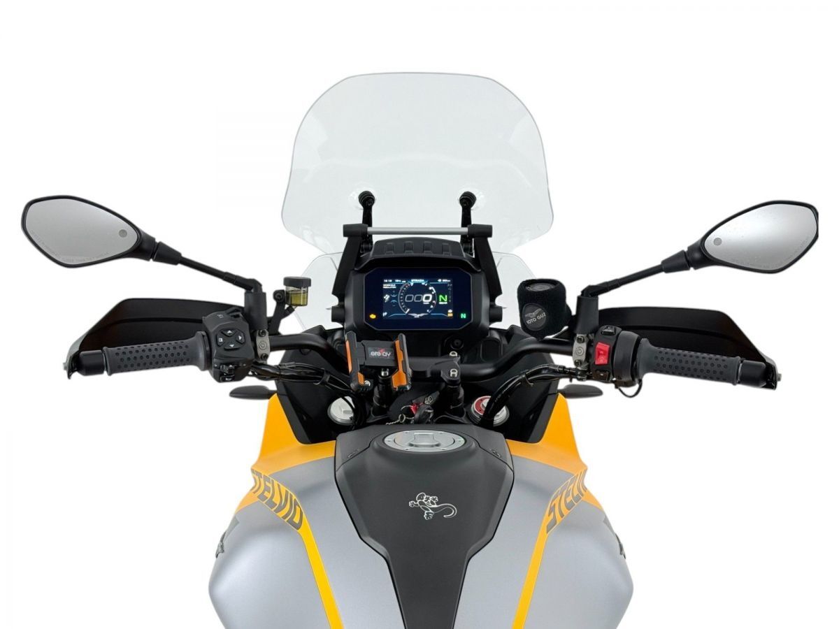 WRS WINDSCREEN CAPONORD W/ RADAR S MG001T