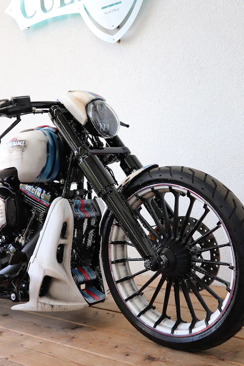 CULT WERK RADIOATOR GRILL RACE HD-BRO065