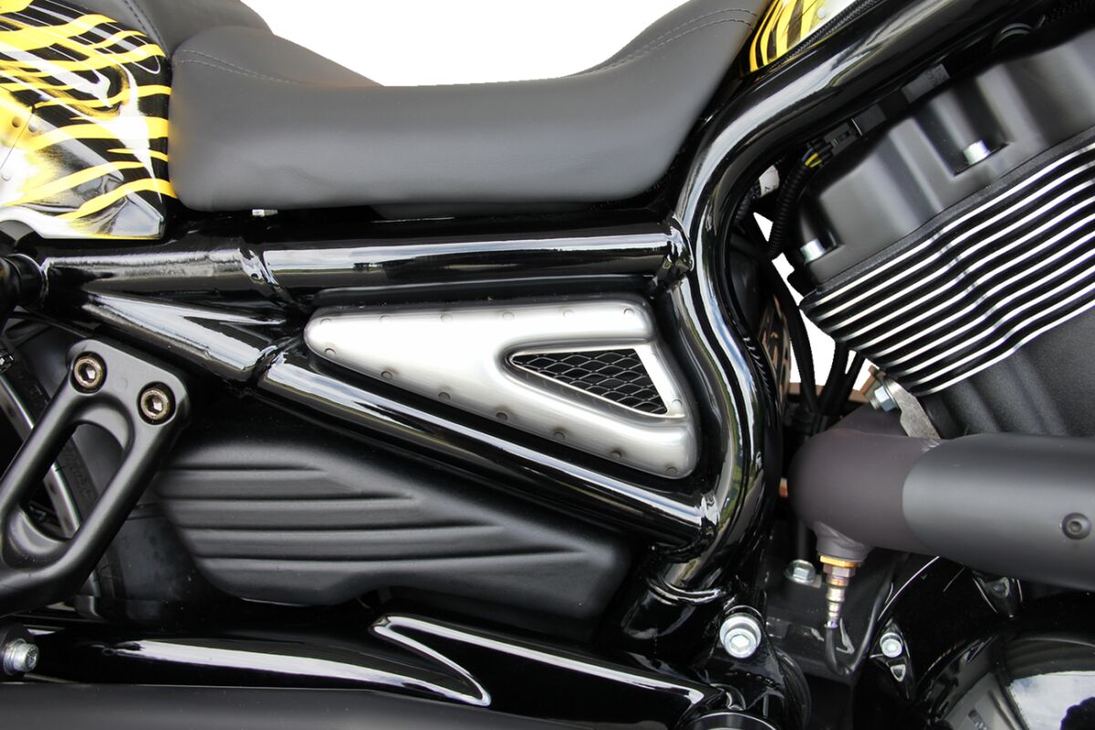 CULT WERK TANK COVER GT VROD HD-ROD004