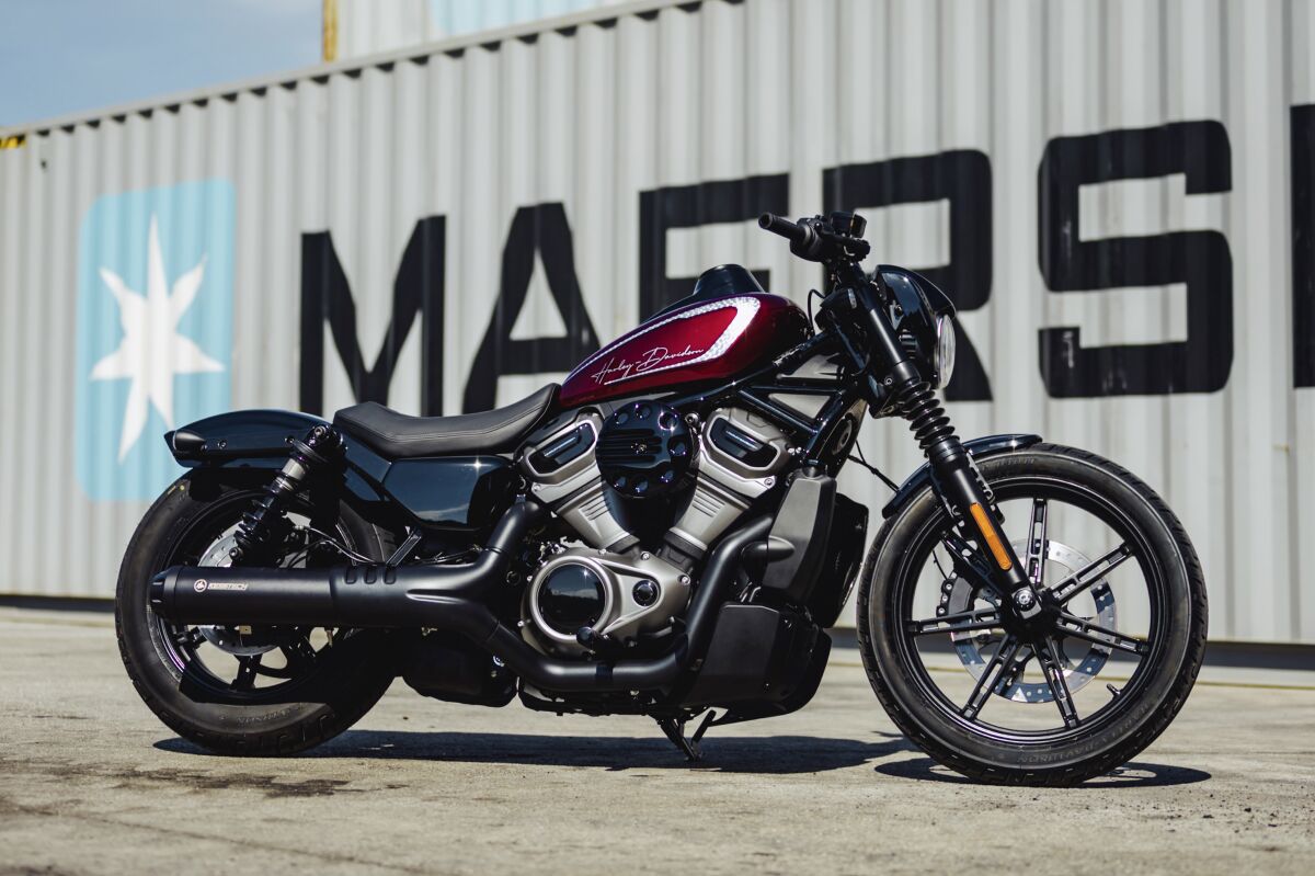CULT WERK RR FENDER BK RH975 HD-NSR026