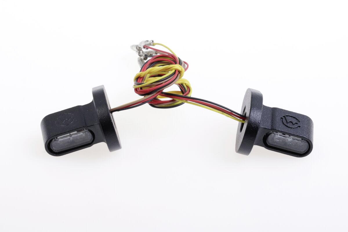 CULT WERK TURN SIGNAL SHORT 3-1 BK IN-SCO030