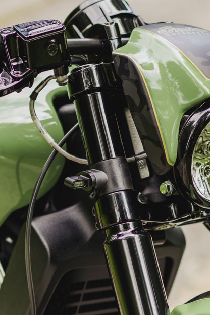 CULT WERK TURN SIGNAL SHORT BK SC IN-SCO045