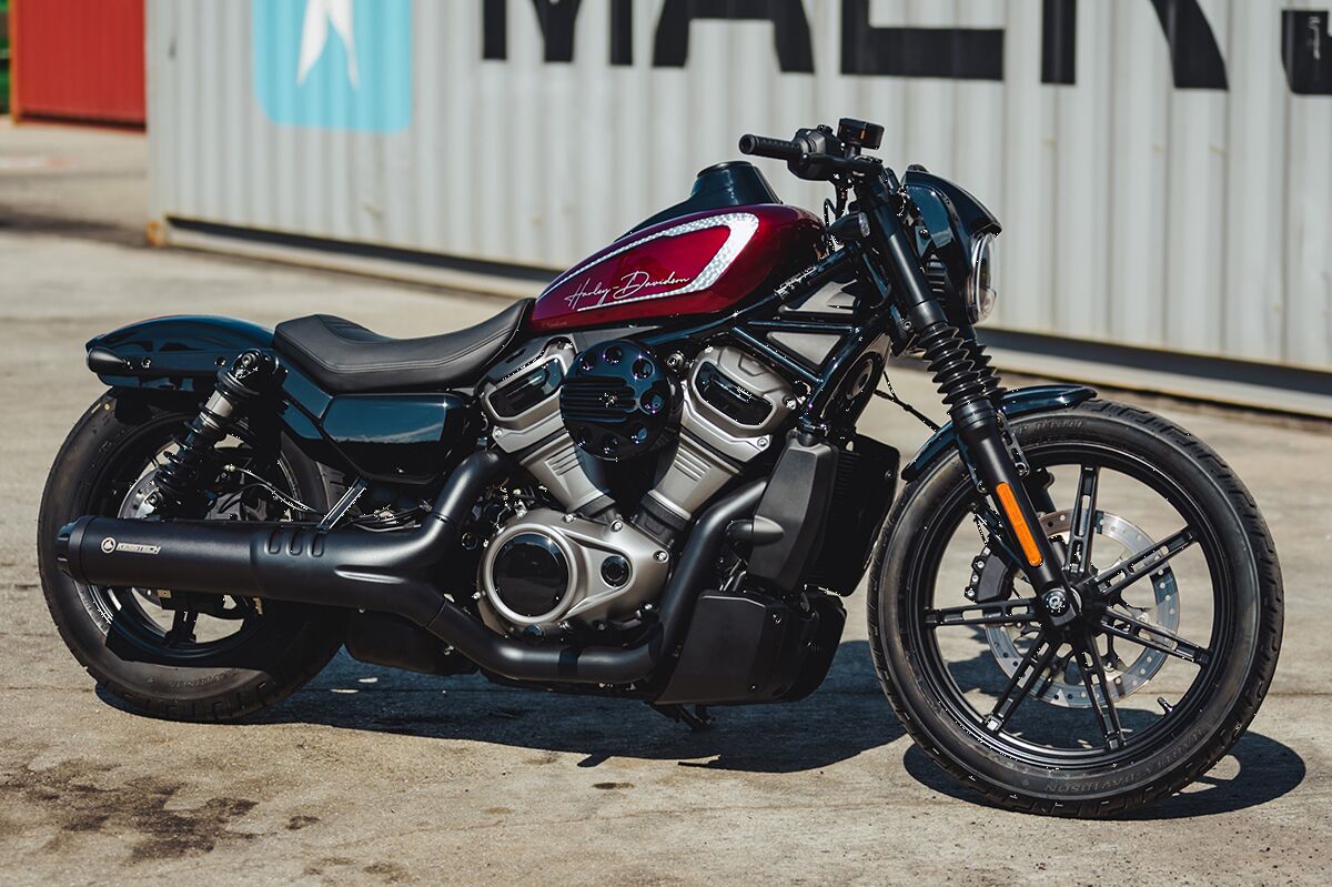 CULT WERK DASH COVER BK RH975 HD-NSR028