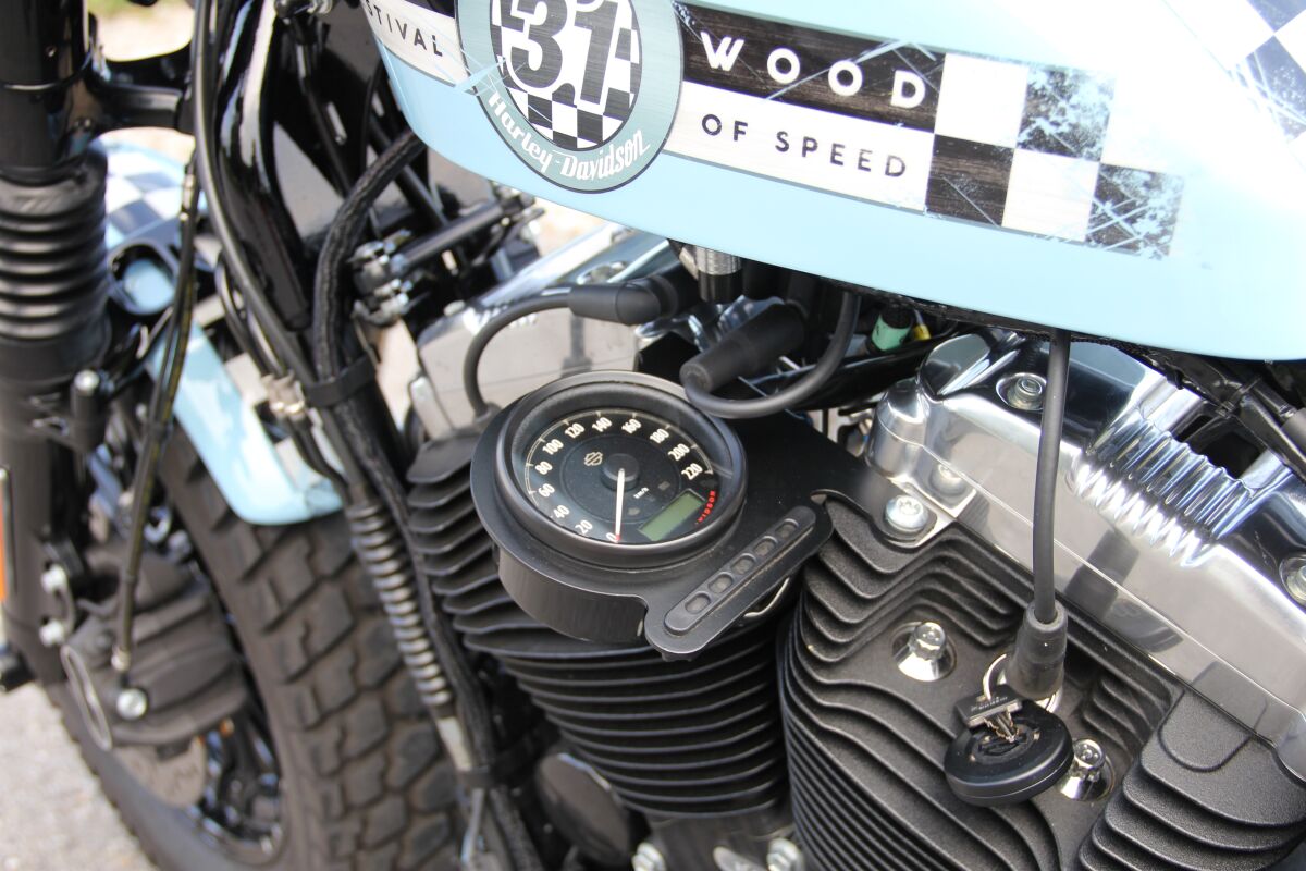 CULT WERK SPEEDOMETER SIDE KIT /C HD-SPO037