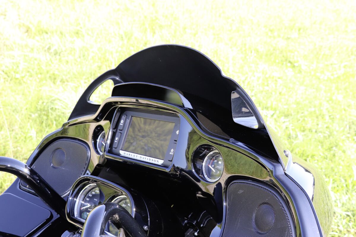 CULT WERK WINDSHIELD BK HD-TOU026