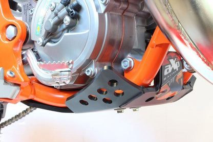 AXP Racing 6MM SKIDPLATE HUS -GAS TC65-MC65 AX1528