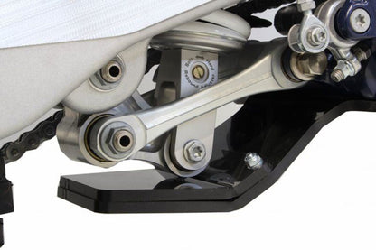 AXP Racing XTR SKIDPLATE 8MM HUS-GAS TE250-300 EC25-EC300 AX1570