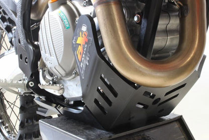 AXP Racing XTR SKIDPLATE 8MM GAS MC450F-EX450F AX1587