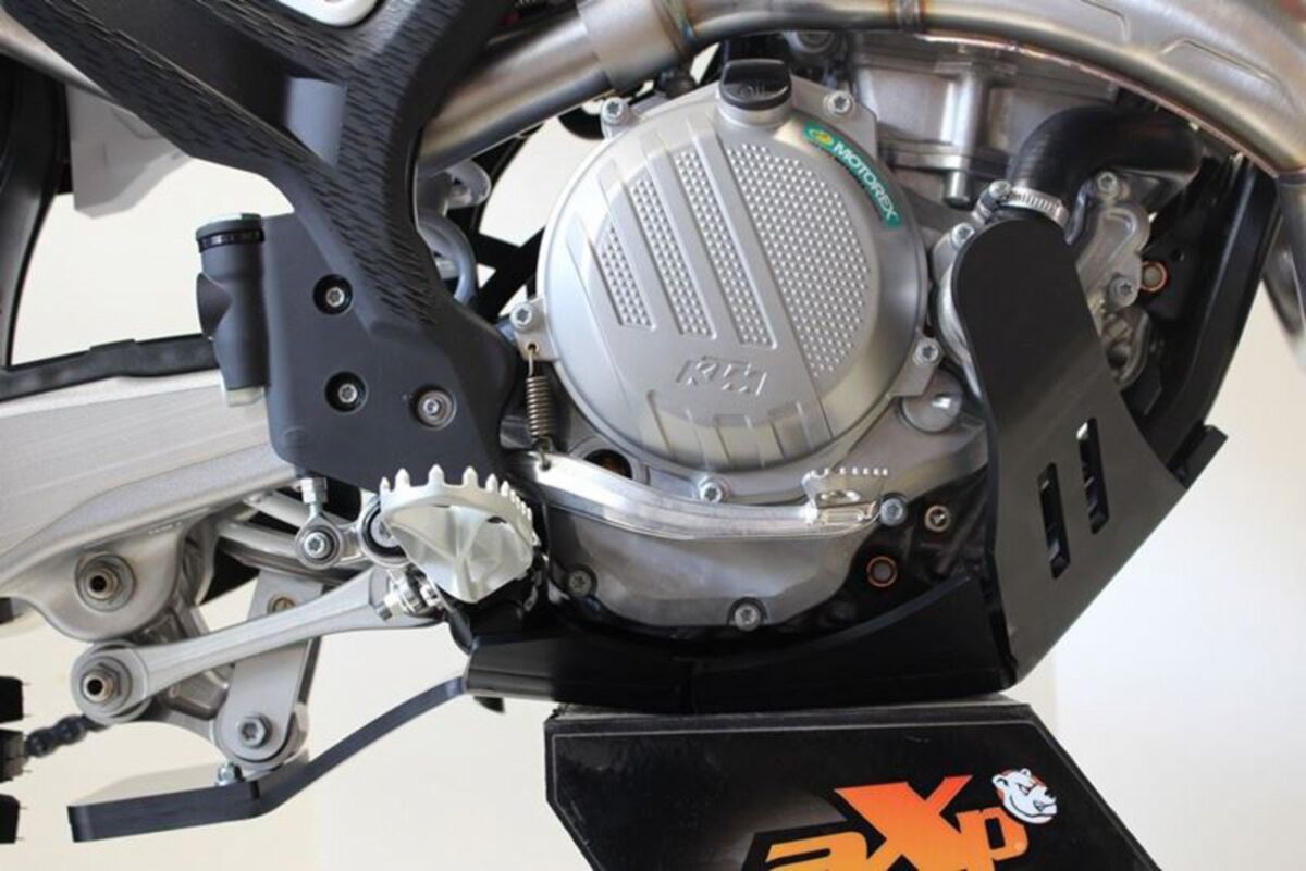 AXP Racing XTR SKIDPLATE 8MM GAS MC250F-EX250F AX1588