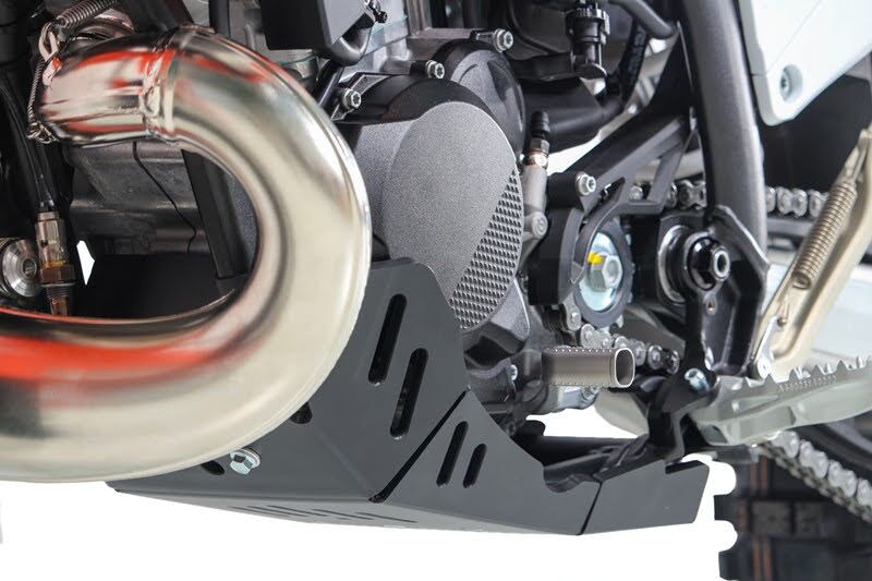 AXP Racing XTREM SKID PLATE EXC250 24- BK AX1709