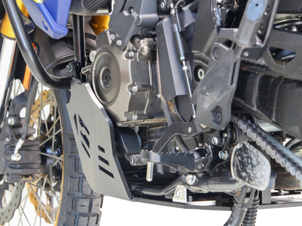 AXP Racing ADV SKID PLATE SUZ 800 DE AX1704