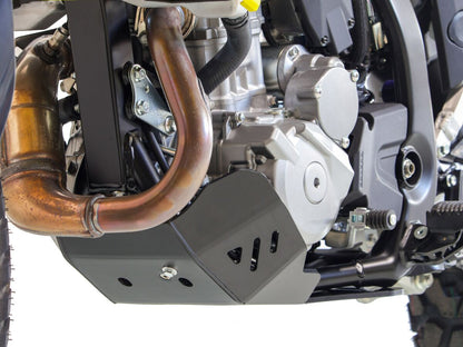 AXP Racing ADV SKID PLATE HDPE SUZUKI DRZ AX1821