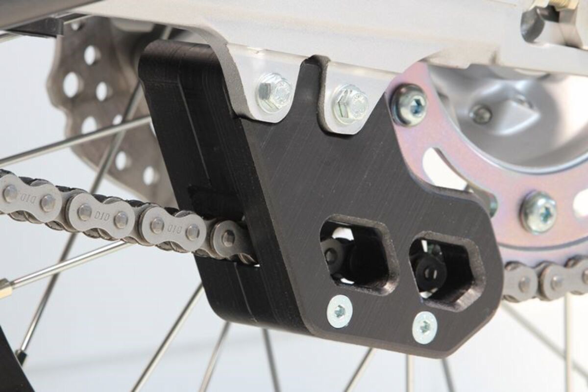 AXP Racing CHAIN GUIDE HON CRFL 250-300 BLACK AX1608