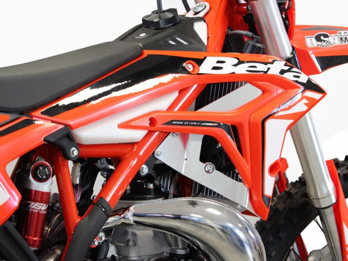 AXP Racing RADIATOR GUARDS BETA XTRAINER AX1680