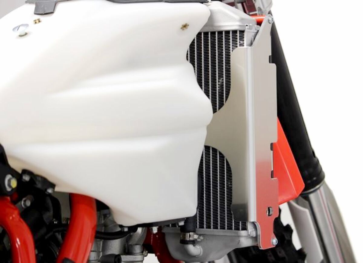 AXP Racing XTR SKIDPLATE 8MM BETA 125 200-250-300RR AX1583