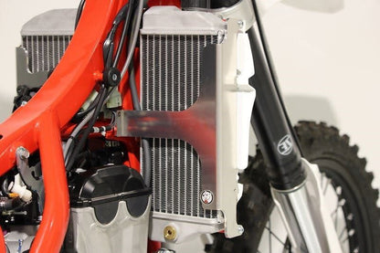 AXP Racing RADIATOR GUARDS RR350+ 20-22 R AX1556