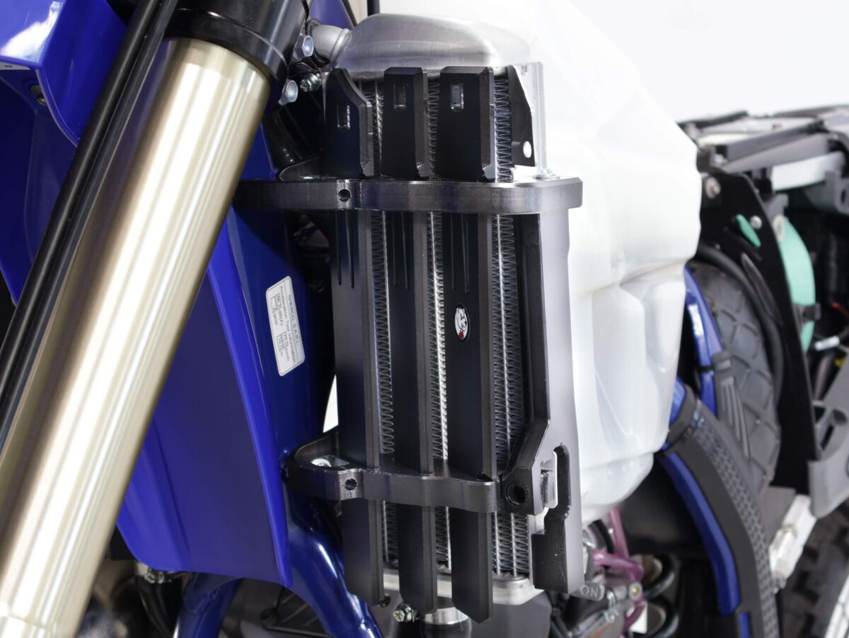AXP Racing RADIATOR GUARDS HDPE BK AX1767