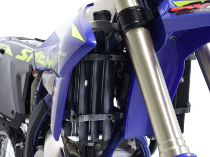 AXP Racing RADIATOR GUARDS HDPE BK AX1767