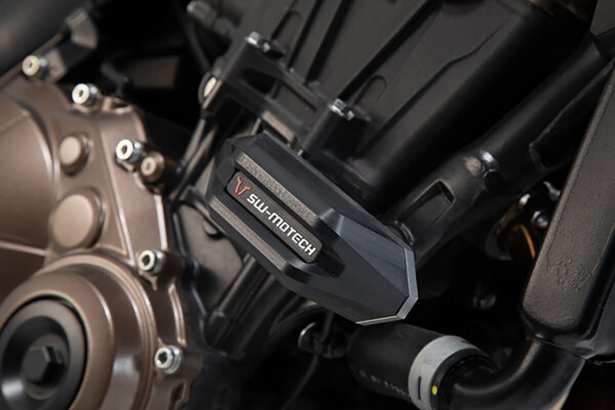 SW-MOTECH FRAME SLIDER SET BLACK Honda CB650R STP.01.590.10900/B