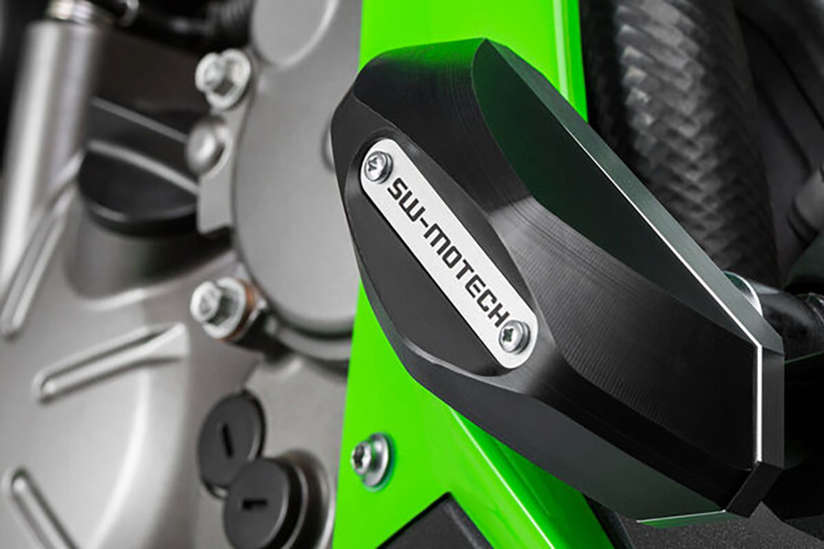 SW-MOTECH FRAME SLIDER SET BLACK Kawasaki Ninja ZX-6R 636 STP.08.590.11100/B
