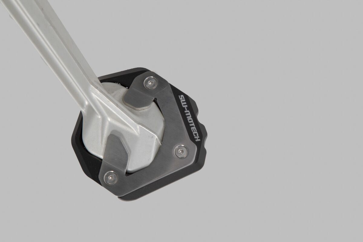 SW-MOTECH SIDESTAND FOOT EXTENSION BLACK/SLIVER Yamaha Ténéré 700 STS.06.799.10000