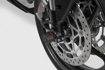 SW-MOTECH FRONT AXLE SLIDER SET BLACK Kawasaki Z650 , Ninja 650 STP.08.176.10801/B
