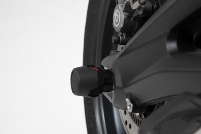 SW-MOTECH REAR AXLE SLIDER SET BLACK Suzuki GSX-S1000 / F, Honda CB1100RR STP.05.176.10301/B