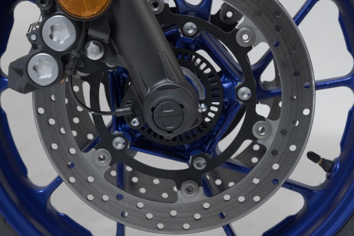 SW-MOTECH FRONT AXLE SLIDER SET BLACK Yamaha MT-07 / Yamaha XSR700 STP.06.176.10301/B