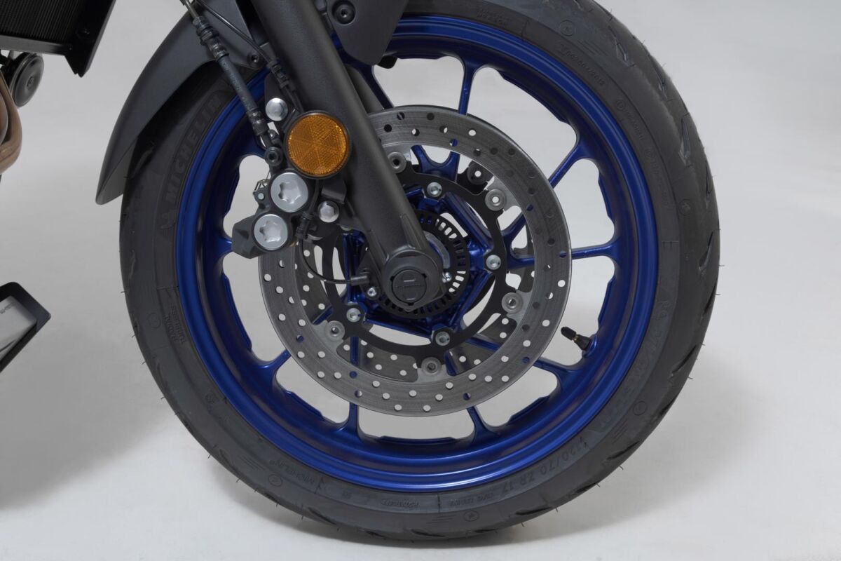 SW-MOTECH FRONT AXLE SLIDER SET BLACK Yamaha MT-07 / Yamaha XSR700 STP.06.176.10301/B