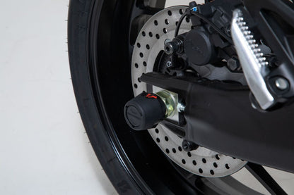 SW-MOTECH REAR AXLE SLIDER SET BLACK Yamaha Tracer 9 STP.06.176.11000/B
