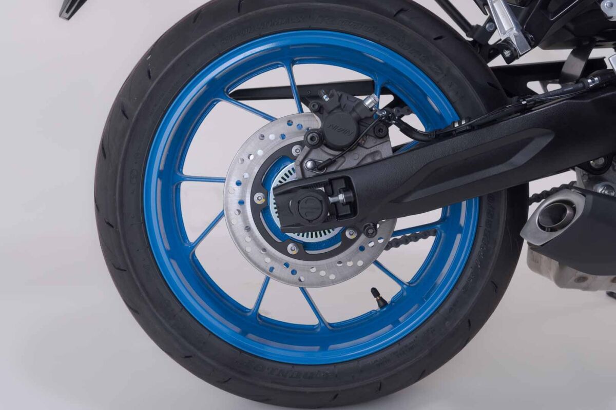 SW-MOTECH FRONT AXLE SLIDER SET STP.05.176.10700/B