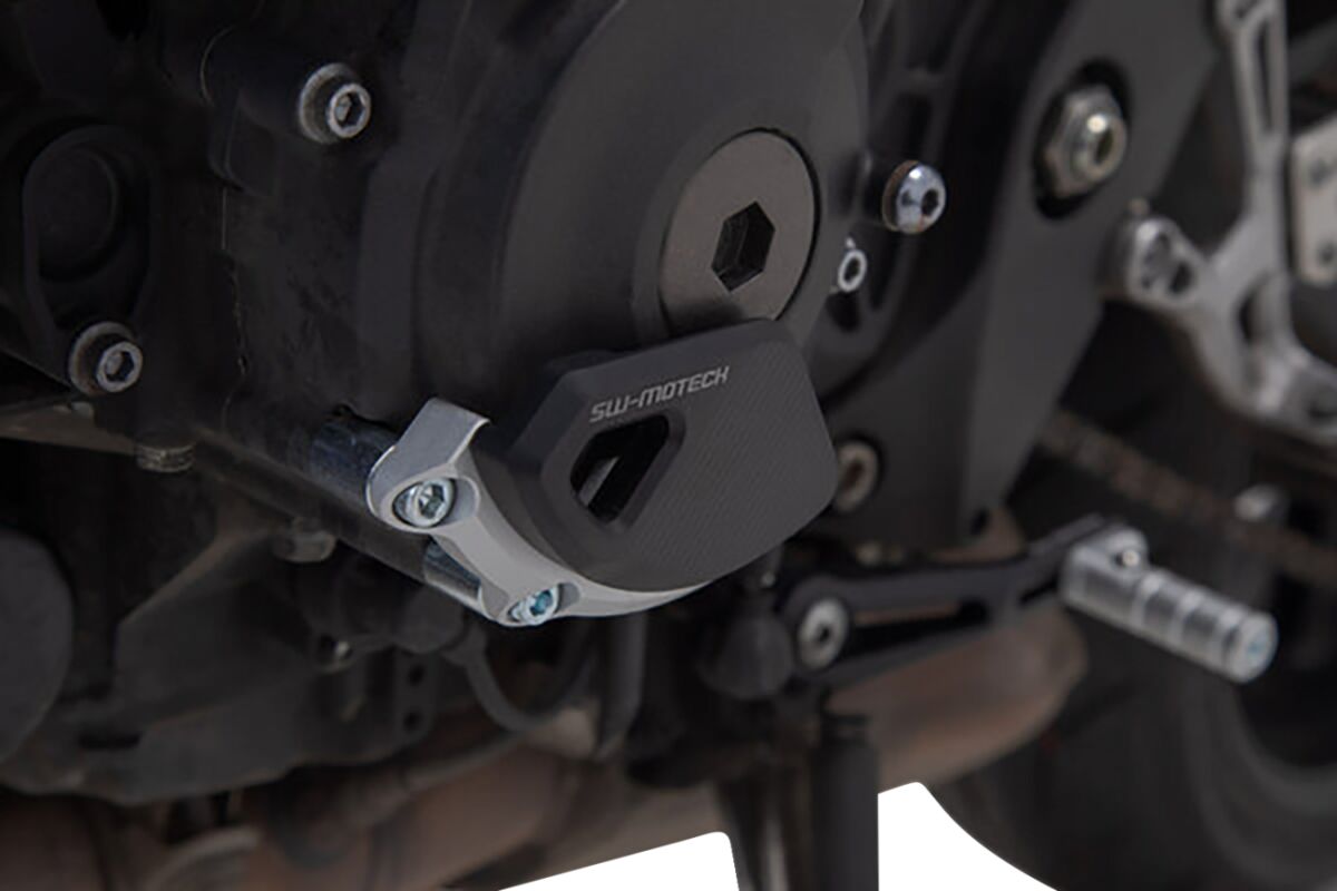 SW-MOTECH ENGINE CASE PROTECTOR BLACK/SILVER Yamaha MT-10 MSS.06.564.10000