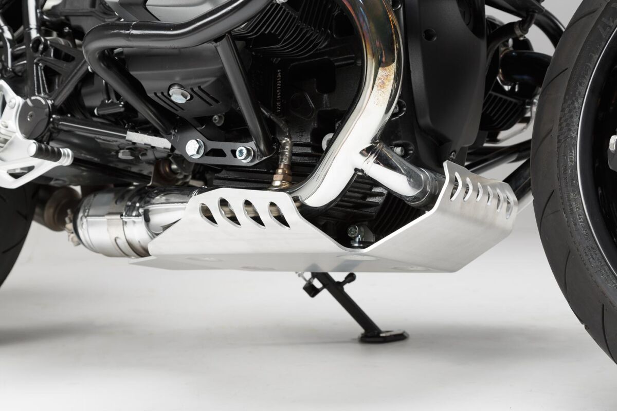 SW-MOTECH ENGINE GUARD SILVER BMW R nineT / Scrambler MSS.07.512.10000/S