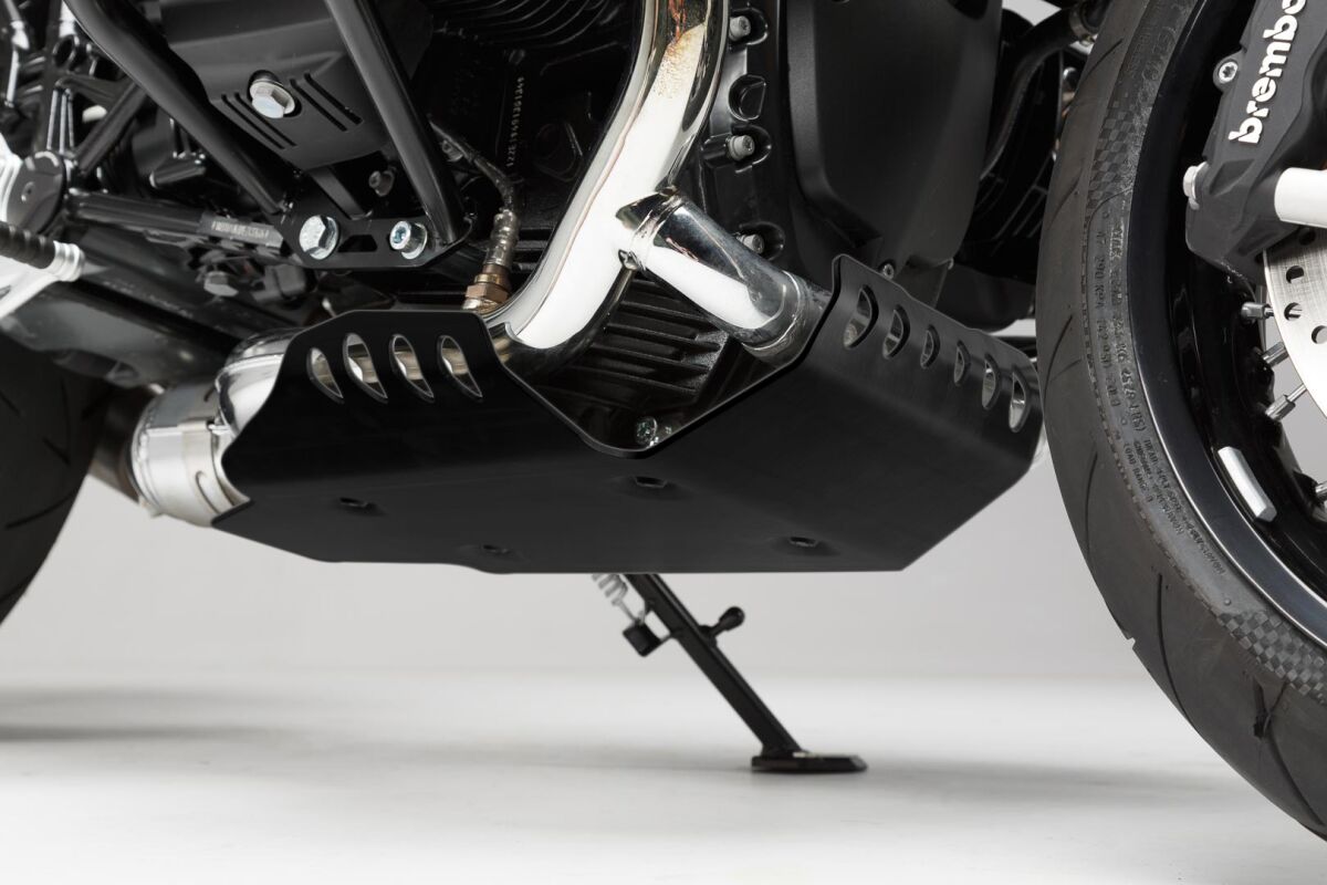 SW-MOTECH ENGINE GUARD BLACK BMW R nineT / Scrambler MSS.07.512.10000/B